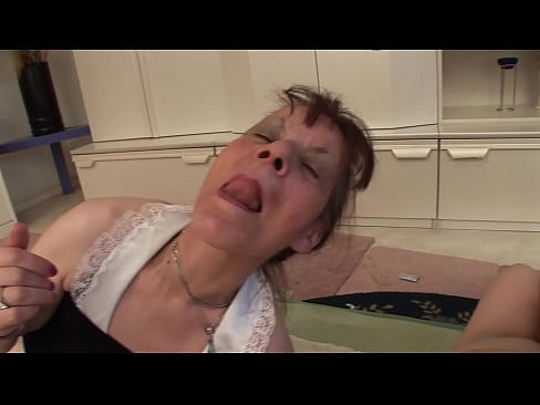 ❤️ Divām vecmāmiņām un vectētiņam ir sekss trijatā ❤️❌ Kaltais porno pie porno lv.milf300com.ru ☑